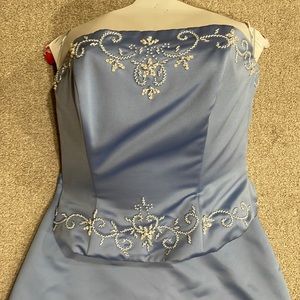 Womens formal gown- 2 piece set! Size 10 great condition!